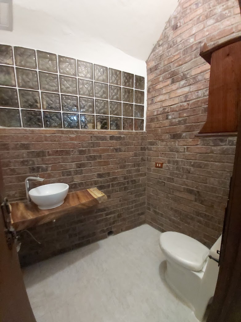 BAÑO CLUB DE GOLF CHILUCA, CIUDAD LOPEZ MATEOS